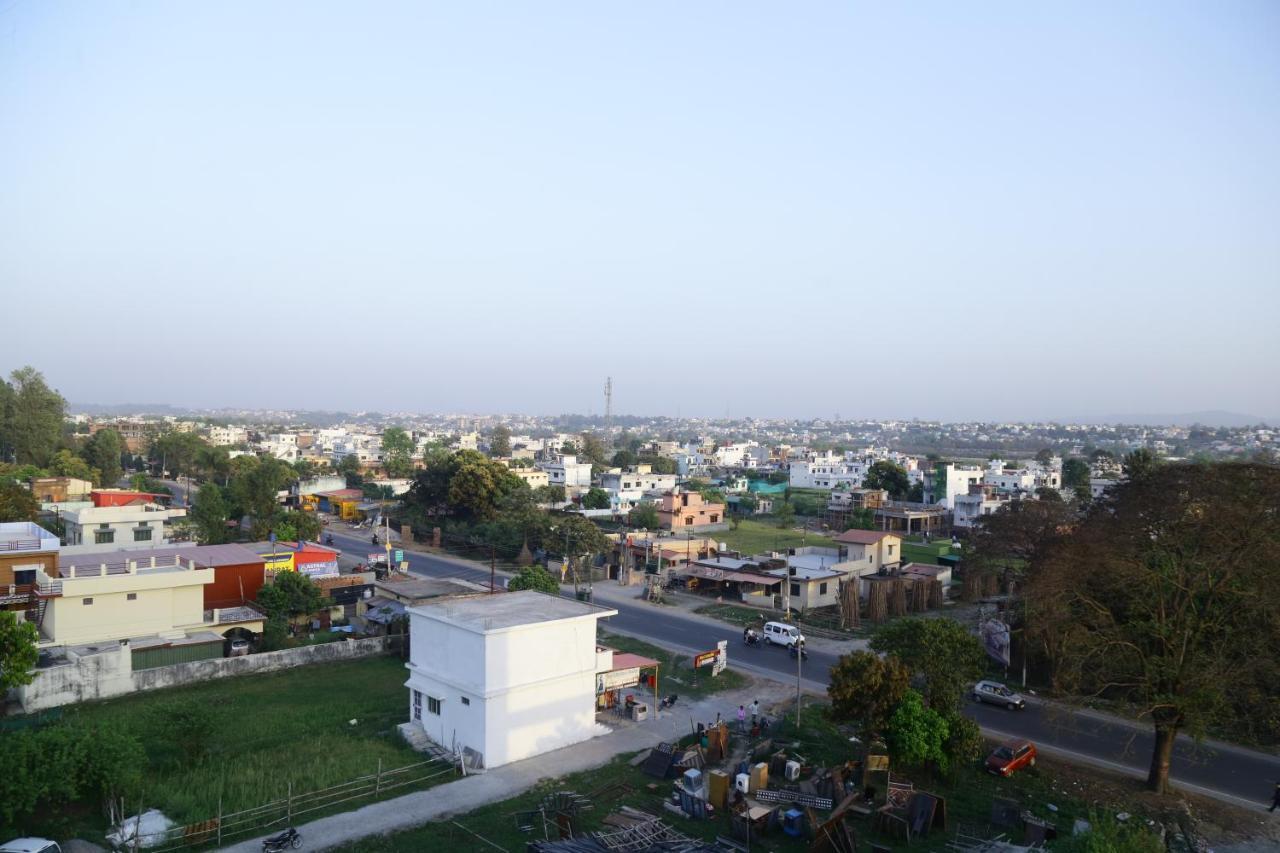 The Eleganza Hotel Jhajra Luaran gambar